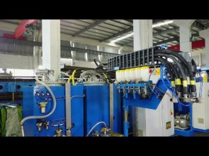 elastomerni stroj za izdelavo avtomobilskega krmila